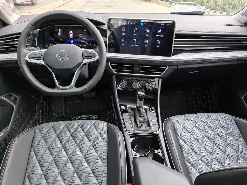Volkswagen Sagitar 2025 из CN, фото 2