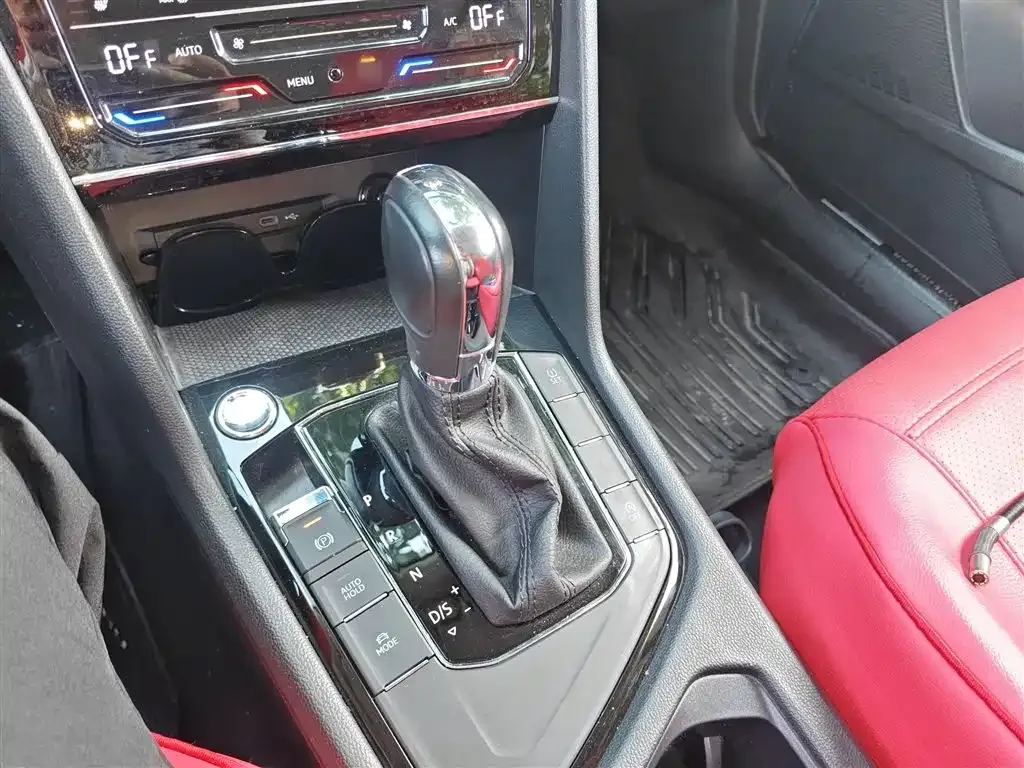 Volkswagen Tharu 2022 из CN, фото 6