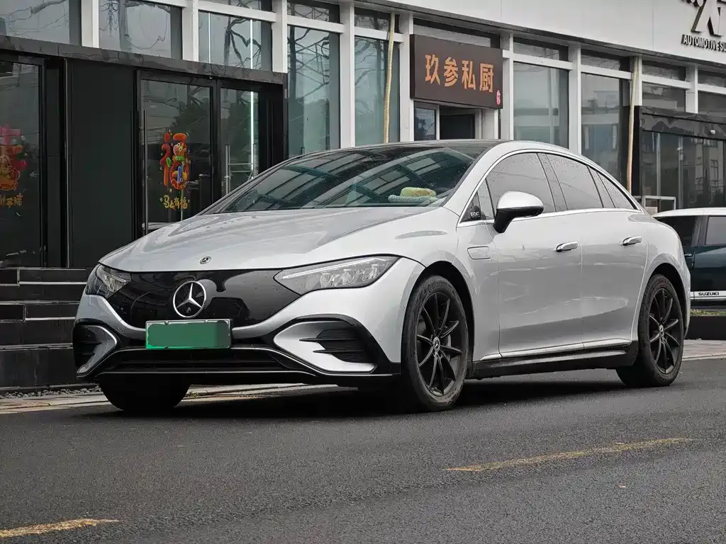 Mercedes-Benz EQE 2023 из CN, фото 1