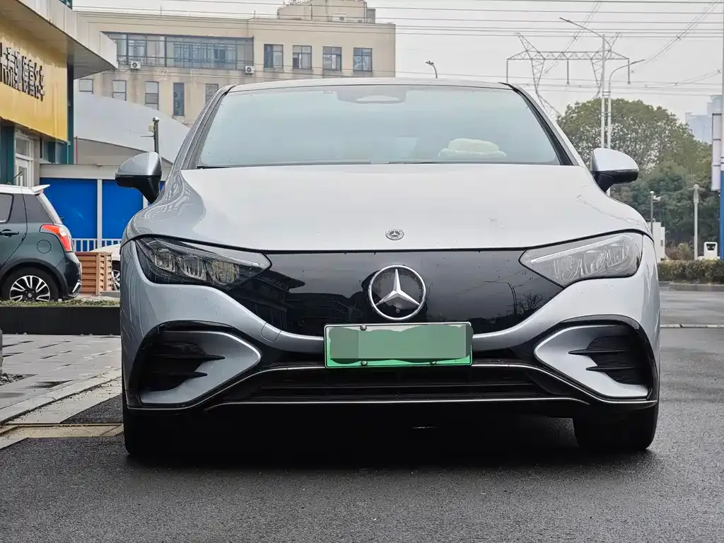 Mercedes-Benz EQE 2023 из CN, фото 8