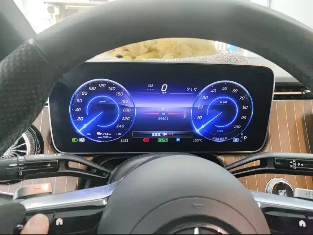 Mercedes-Benz EQE 2023 из CN, фото 6