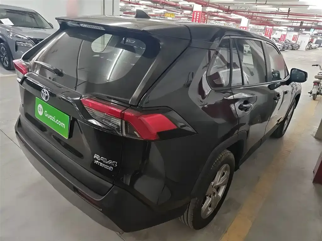 Toyota RAV4 2022 из CN, фото 3