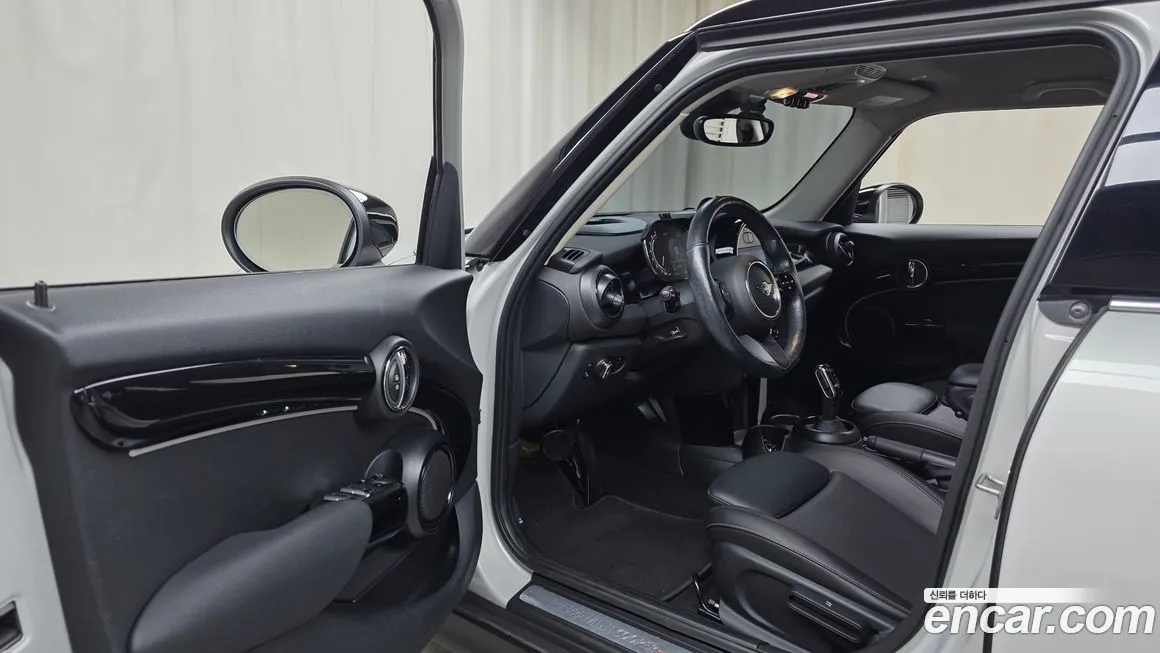 Mini Cooper 2022 из KR, фото 6