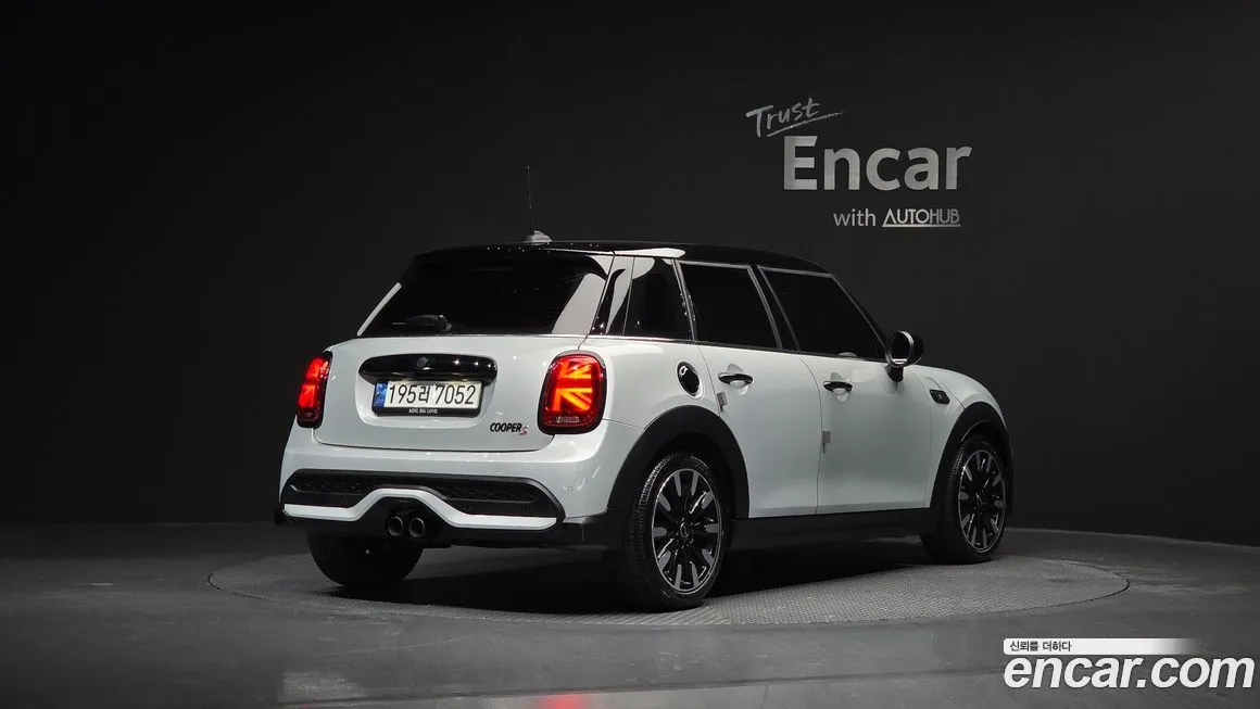 Mini Cooper 2022 из KR, фото 10
