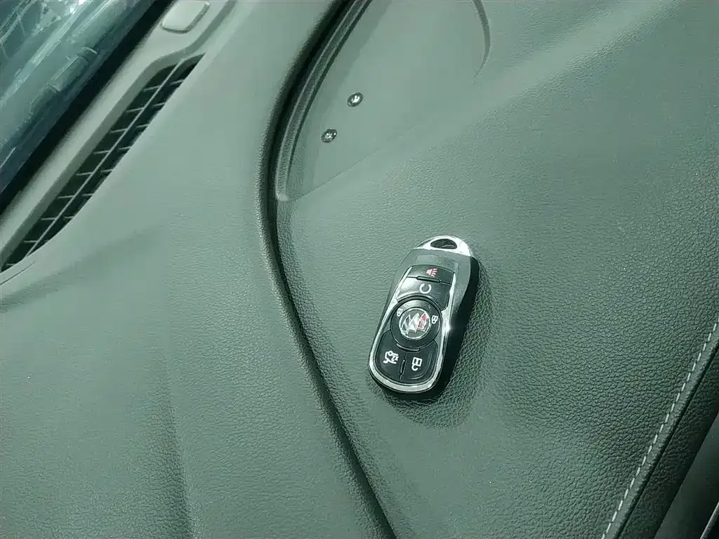 Buick LaCrosse 2021 из CN, фото 8