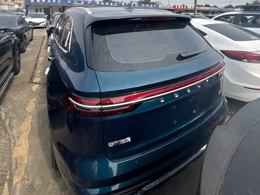 Geely Xingyue L 2022 из CN, фото 4