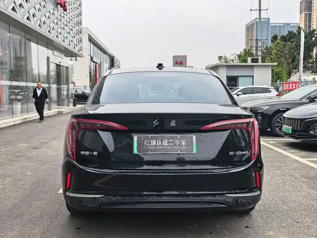 Hongqi E-QM5 2023 из CN, фото 7