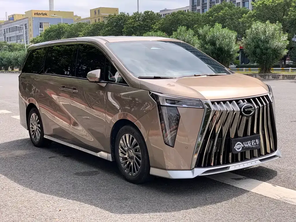 GAC Motor Trumpchi M8 — фото 3