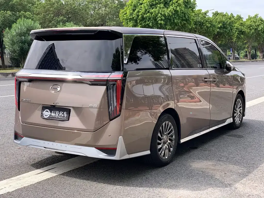 GAC Motor Trumpchi M8 — фото 10