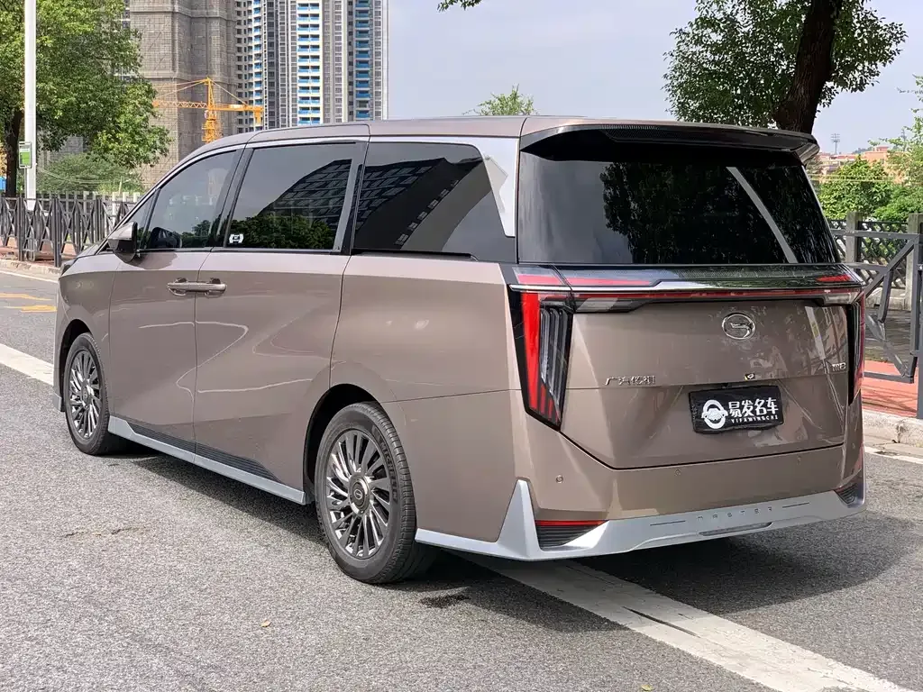 GAC Motor Trumpchi M8 — фото 8