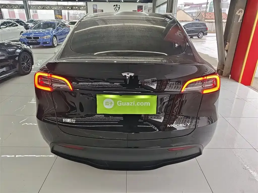 Tesla Model Y 2023 из CN, фото 10