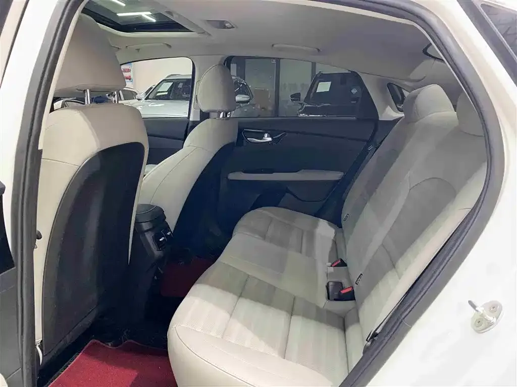 Kia K3 2024 из CN, фото 6