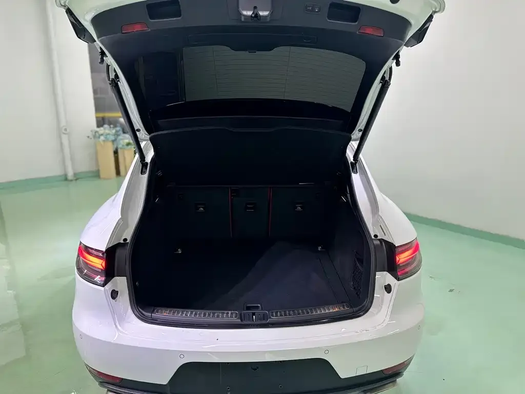 Porsche Macan 2021 из CN, фото 5