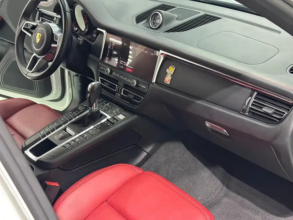 Porsche Macan 2021 из CN, фото 8