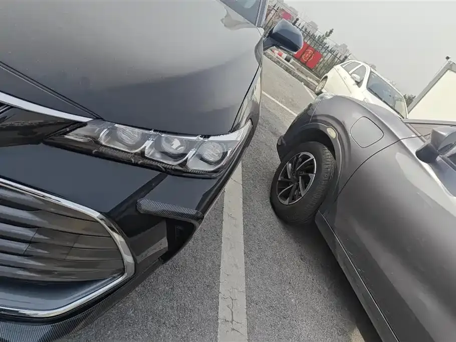 Toyota Avalon 2021 из CN, фото 2