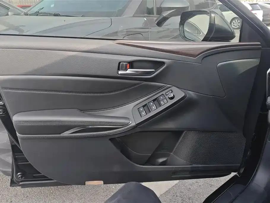 Toyota Avalon 2021 из CN, фото 7