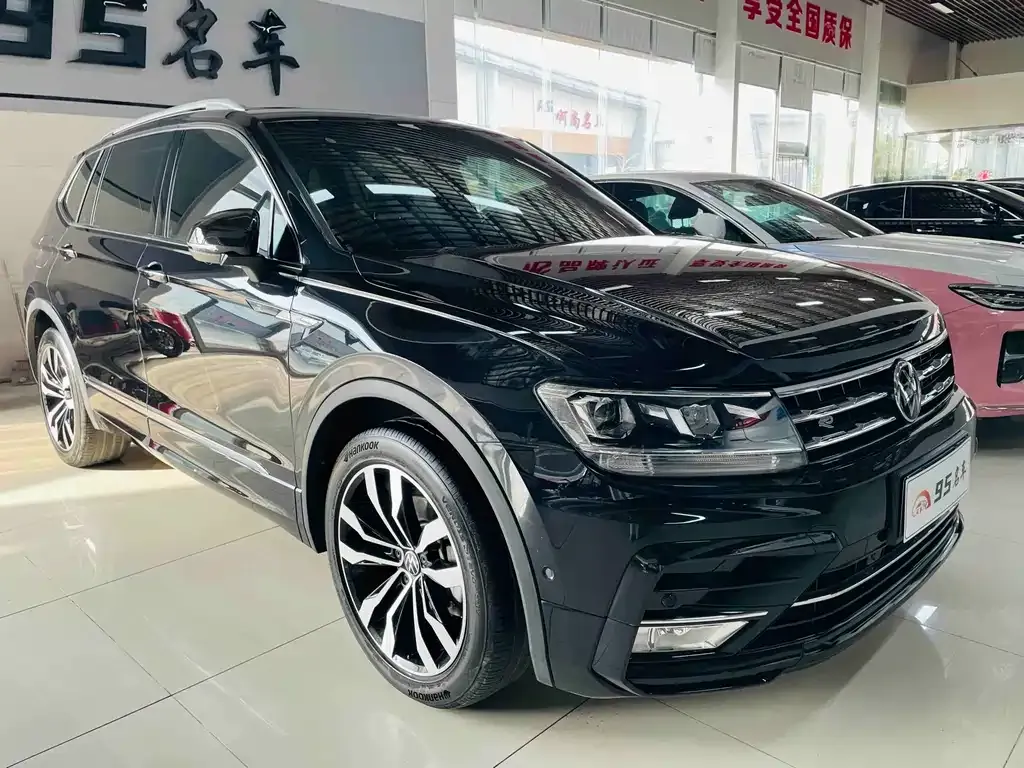 Volkswagen Tiguan L 2021 из CN, фото 2