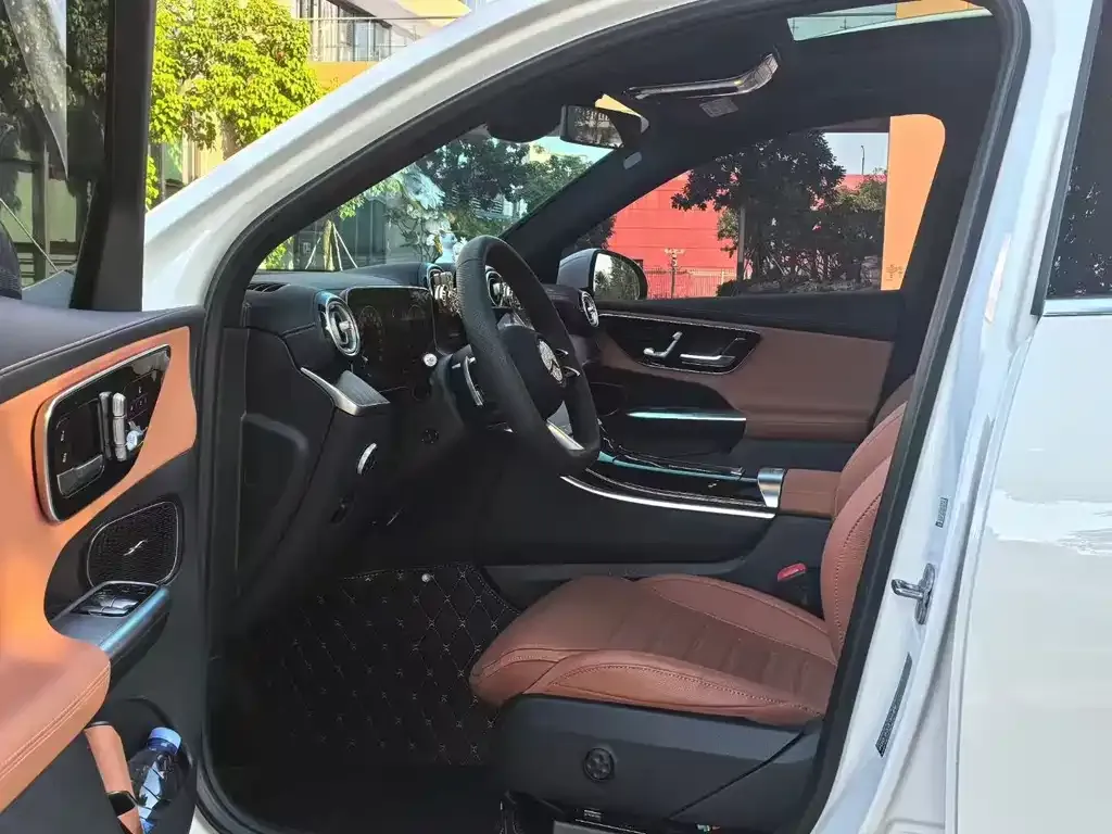 Mercedes-Benz GLC 2024 из CN, фото 4