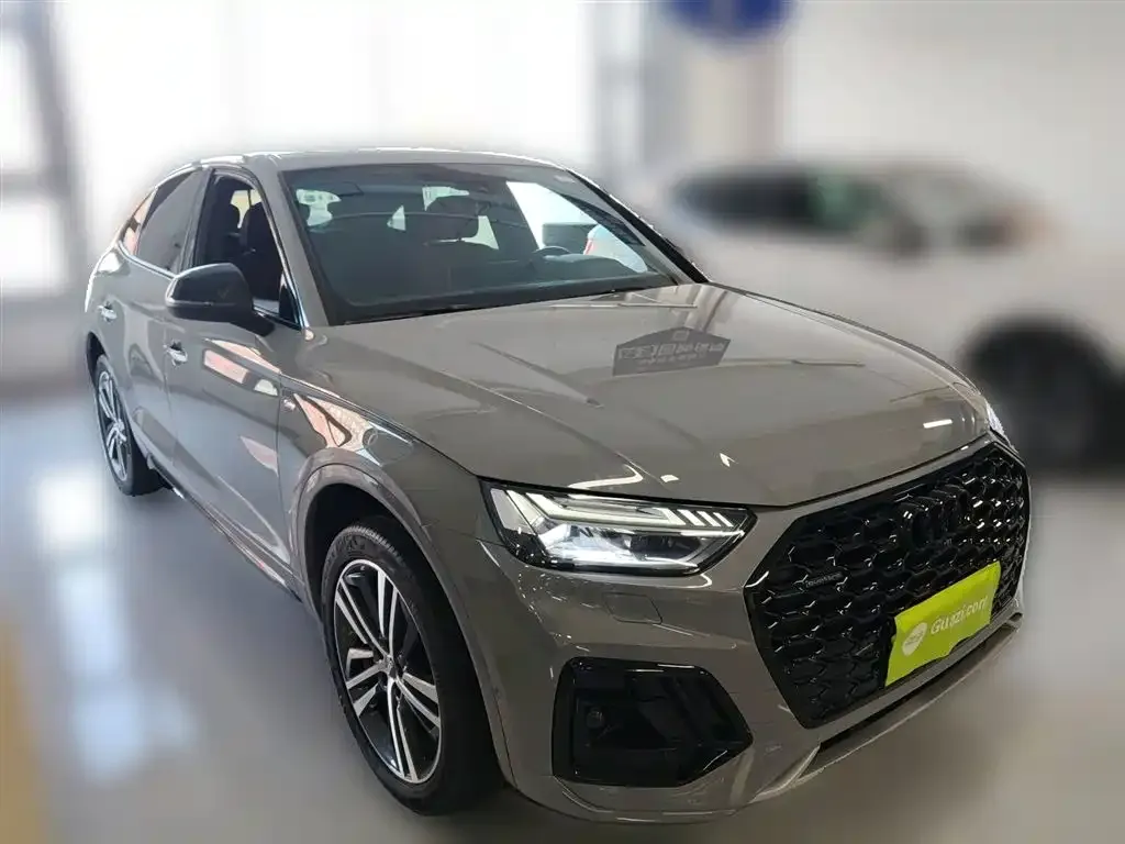 Audi Q5L Sportback 2023 из CN, фото 3