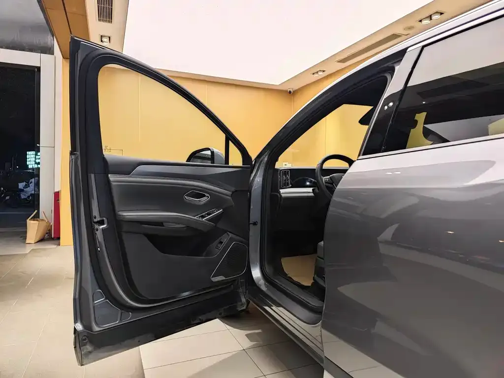 BYD L DM-i 2025 из CN, фото 4