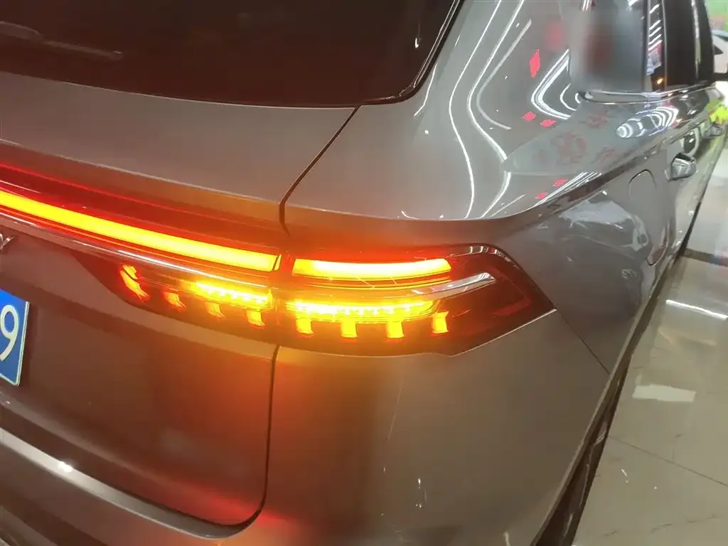 Geely Xingyue L 2024 из CN, фото 2