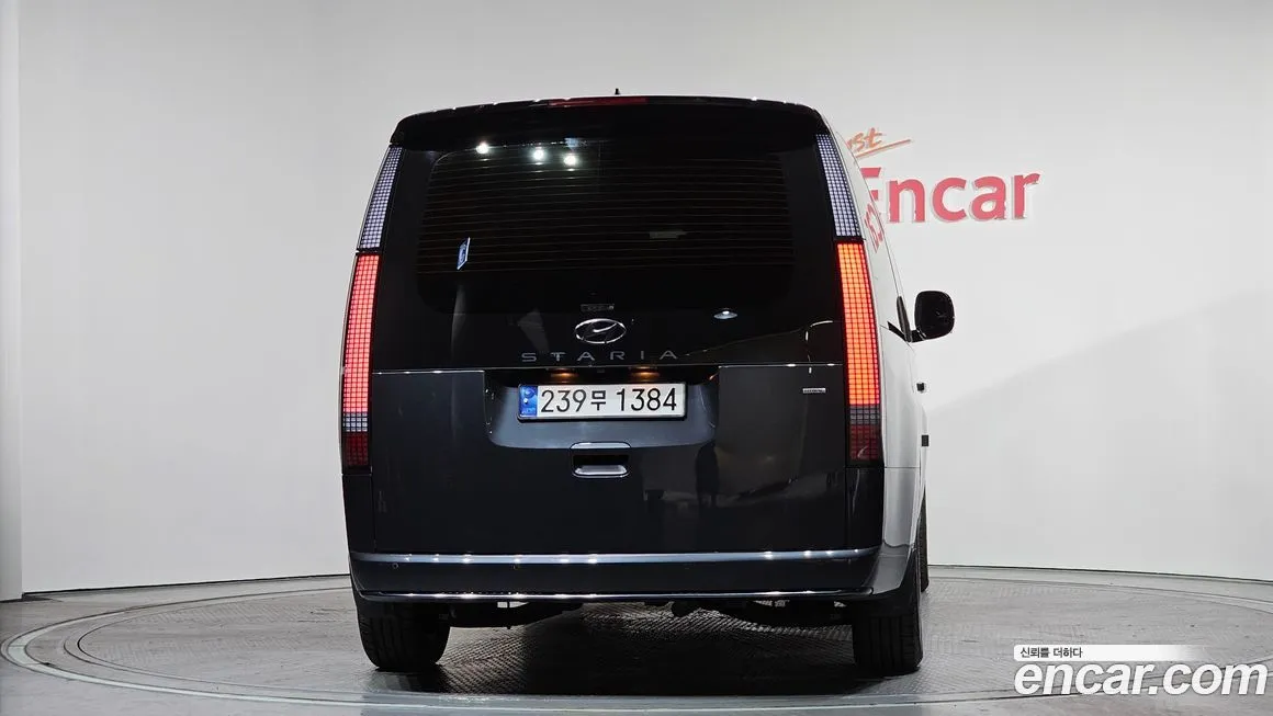 Hyundai Staria 2023 из KR, фото 2