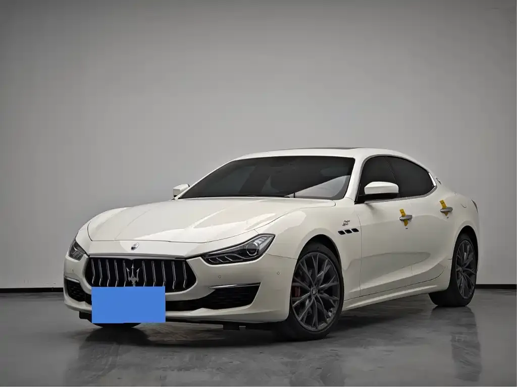 Maserati Ghibli — фото 1