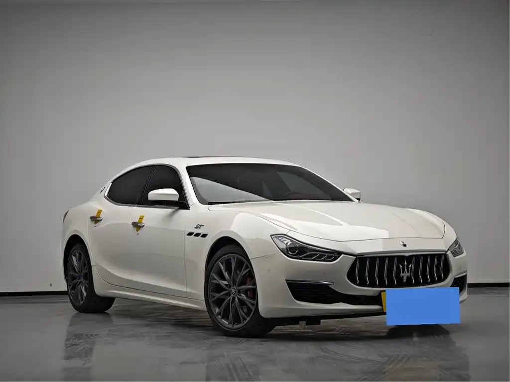 Maserati Ghibli — фото 9