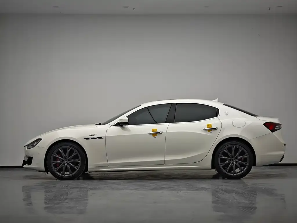 Maserati Ghibli — фото 4