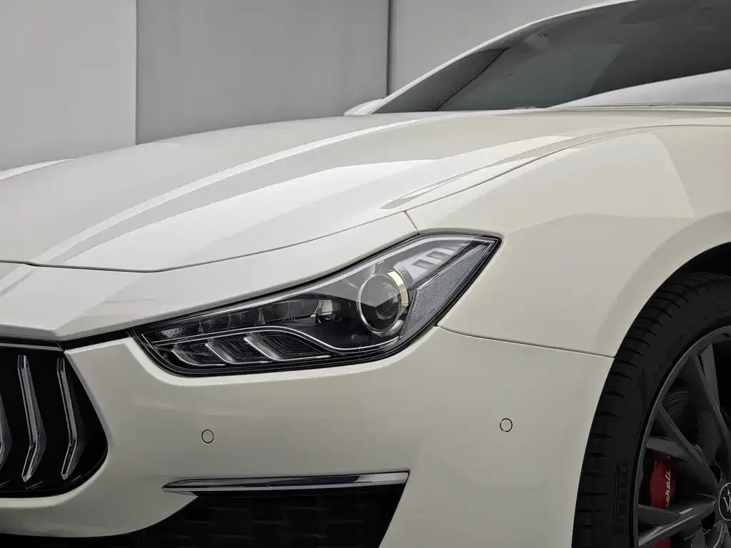 Maserati Ghibli — фото 6