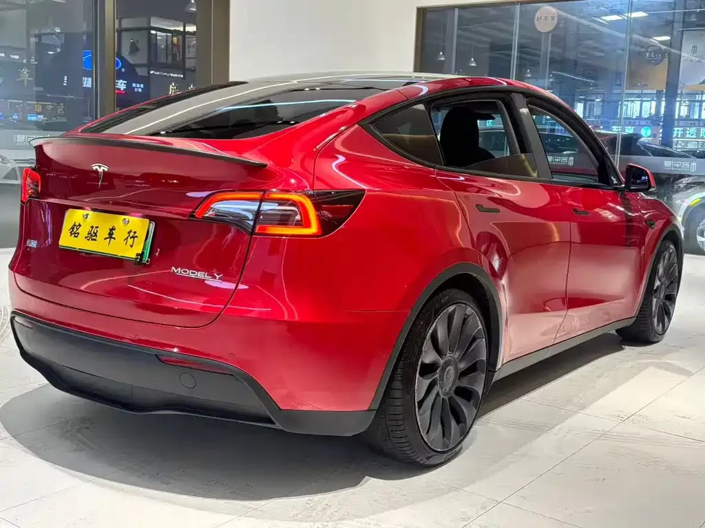 Tesla Model Y 2022 из CN, фото 2