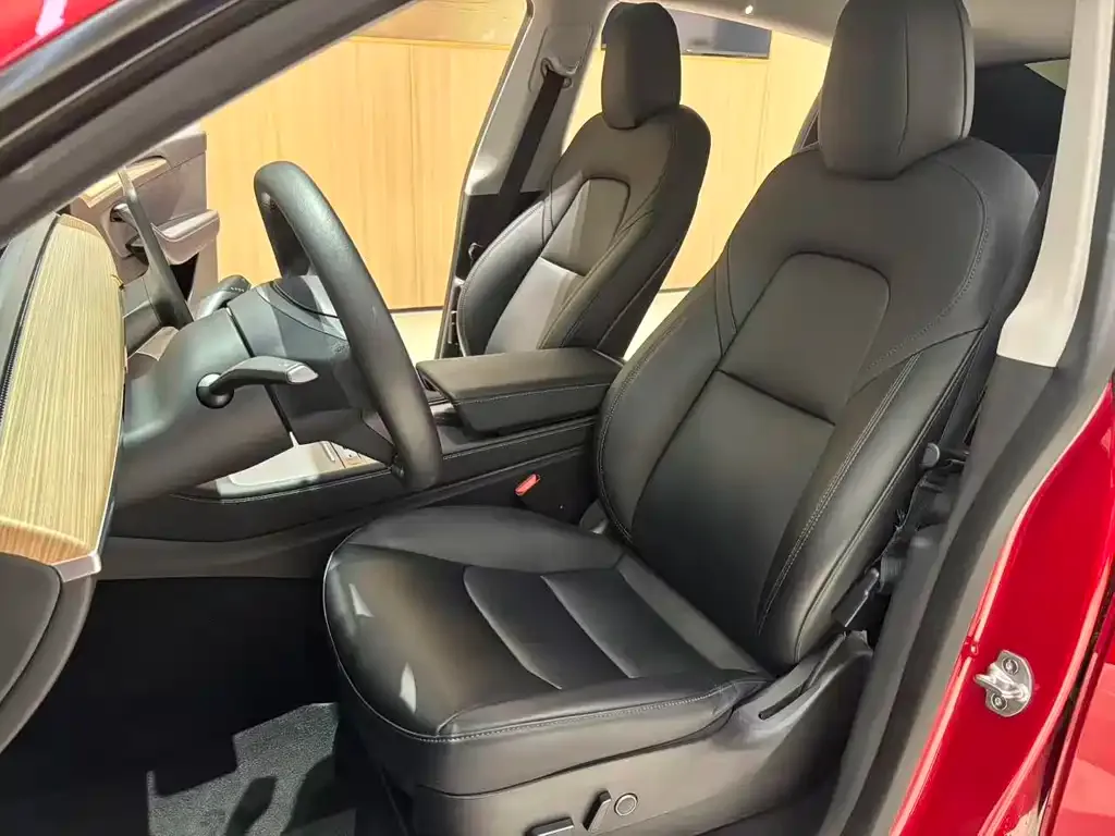 Tesla Model Y 2022 из CN, фото 8