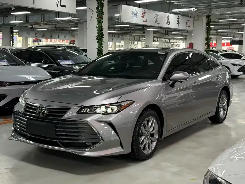 Toyota Avalon 2021 из CN, фото 1