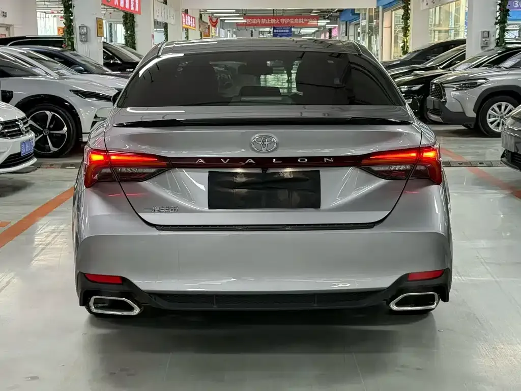 Toyota Avalon 2021 из CN, фото 5