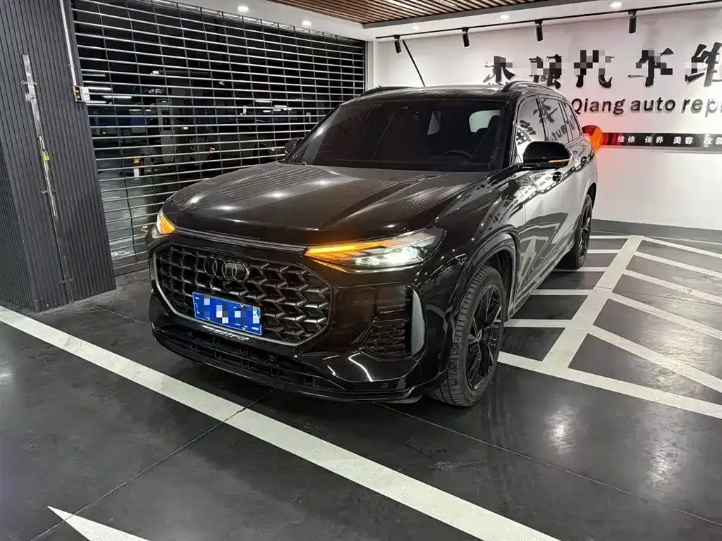 Audi Q6 2023 из CN, фото 1