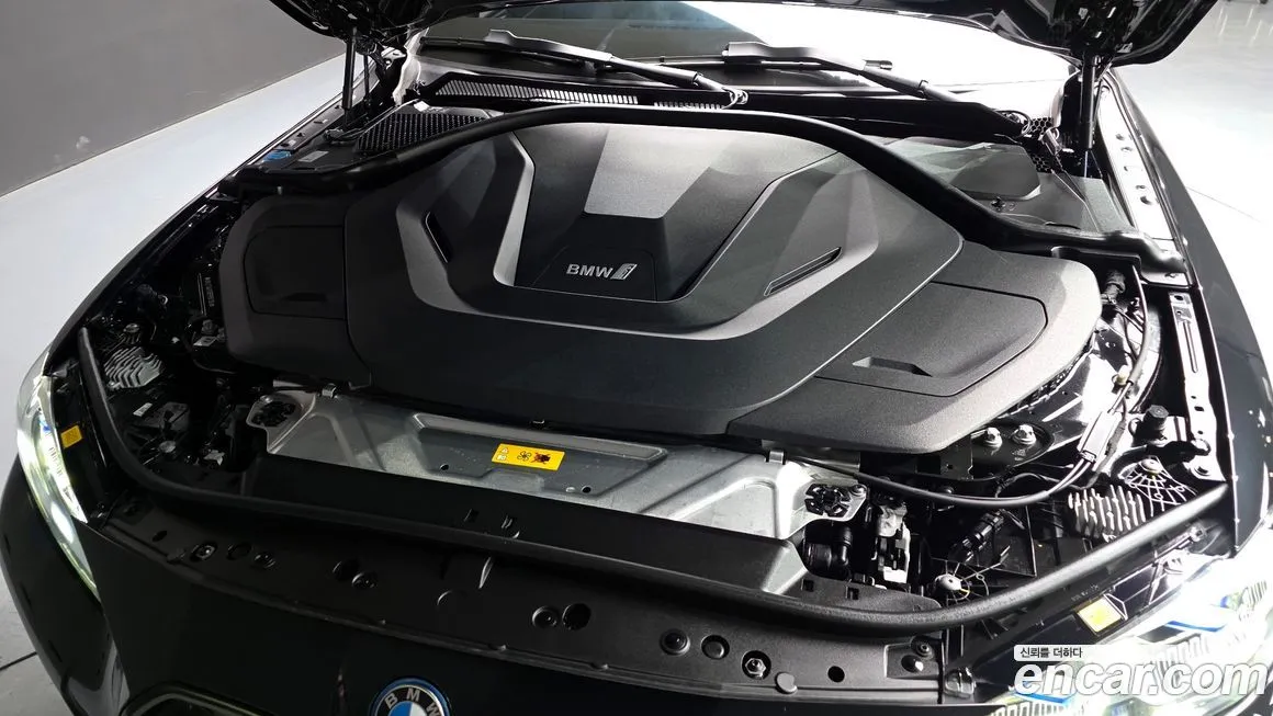 BMW i4 2024 из KR, фото 8