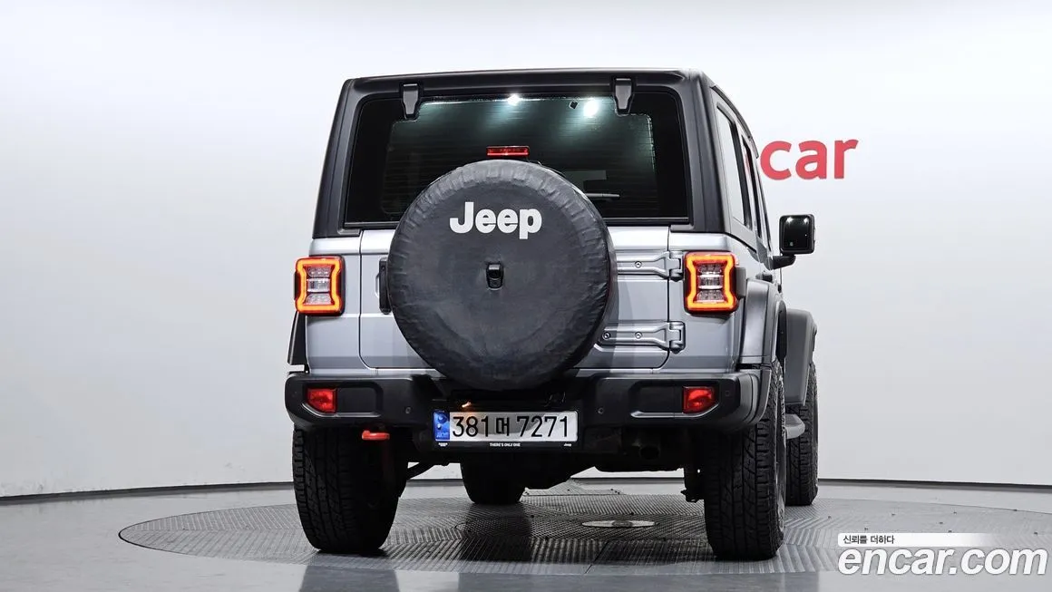 Jeep Wrangler 2022 из KR, фото 2
