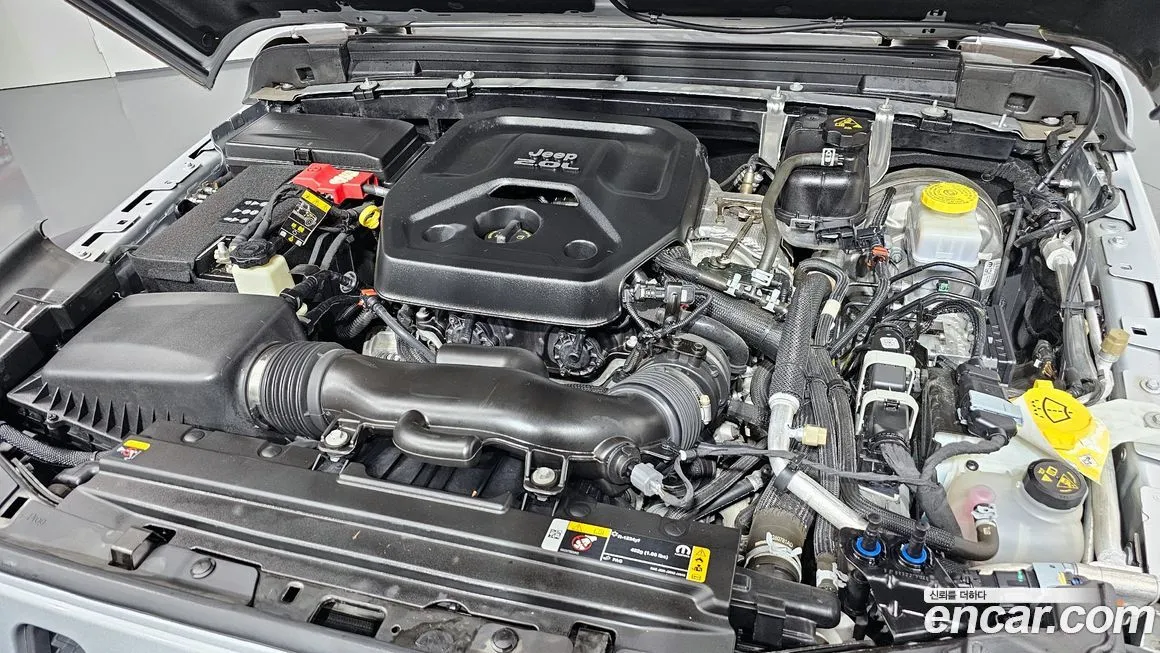 Jeep Wrangler 2022 из KR, фото 10