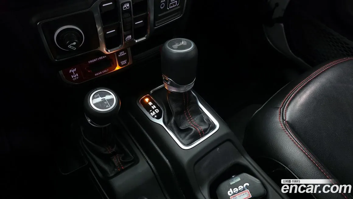 Jeep Wrangler 2022 из KR, фото 4