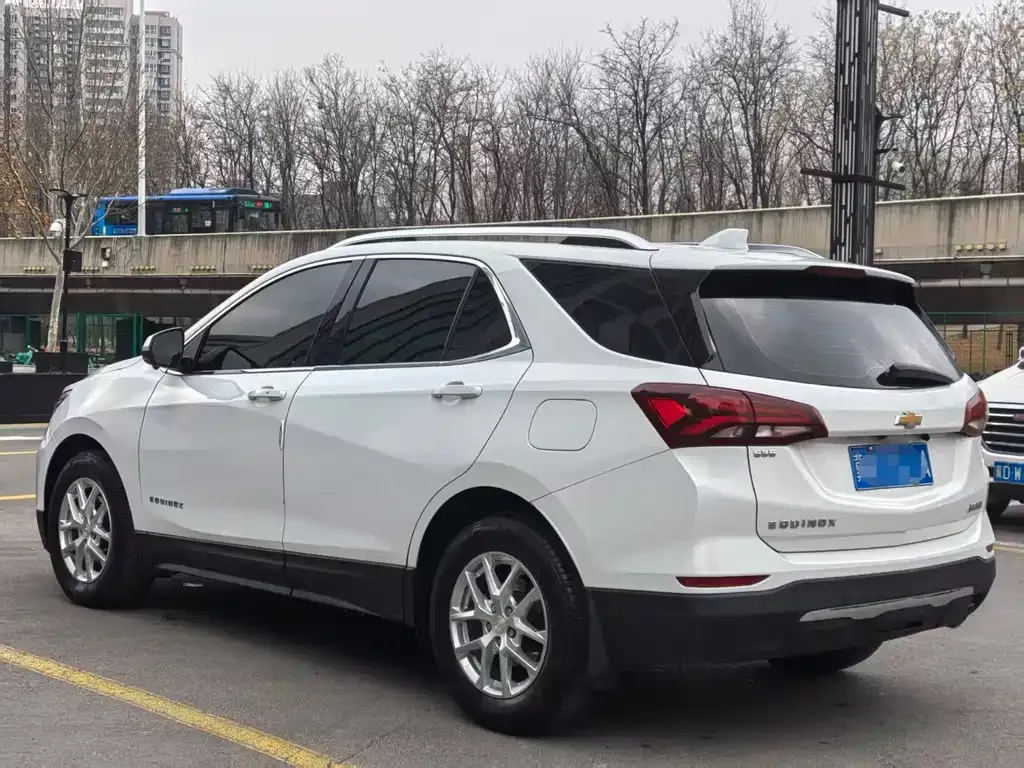 Chevrolet Equinox 2021 из CN, фото 10