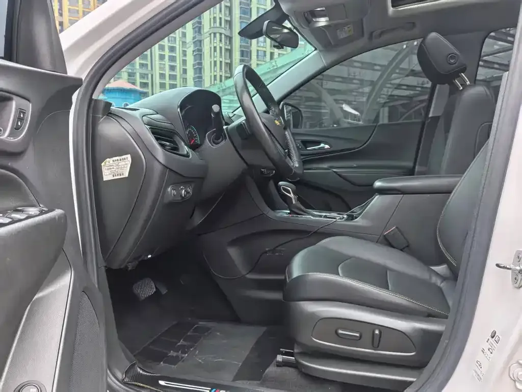 Chevrolet Equinox 2021 из CN, фото 6