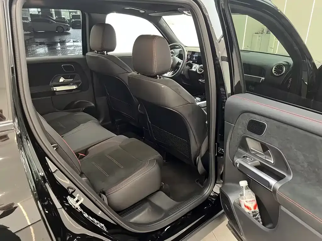 Mercedes-Benz GLB AMG — фото 2