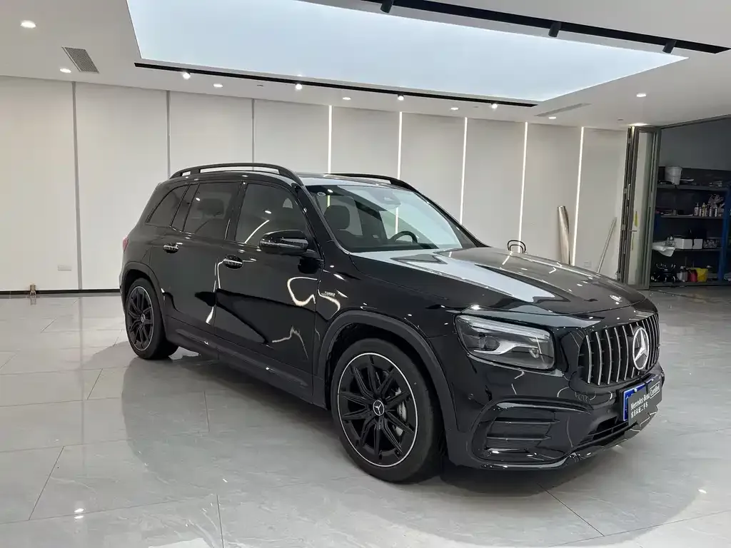 Mercedes-Benz GLB AMG — фото 8