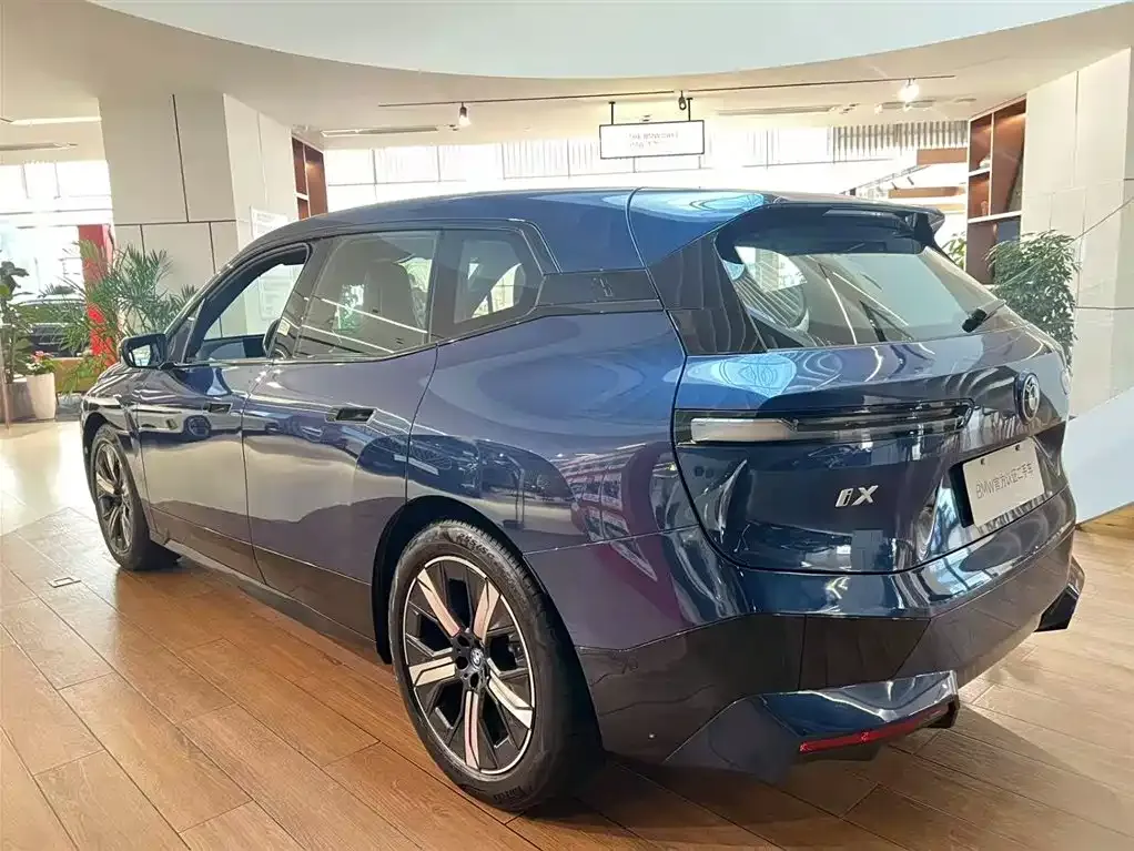 BMW iX 2023 из CN, фото 8