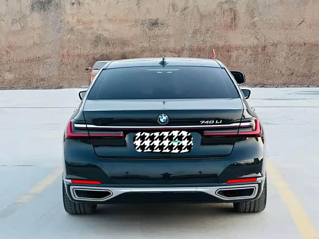 BMW 7 Series 2021 из CN, фото 8