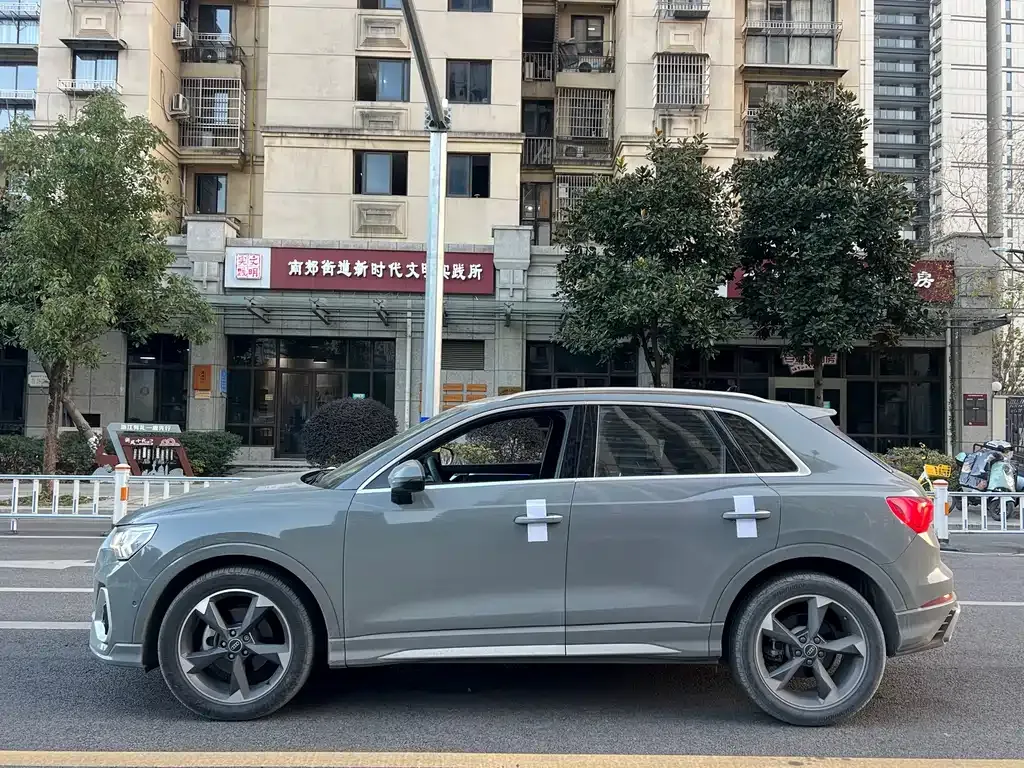 Audi Q3 2024 из CN, фото 10