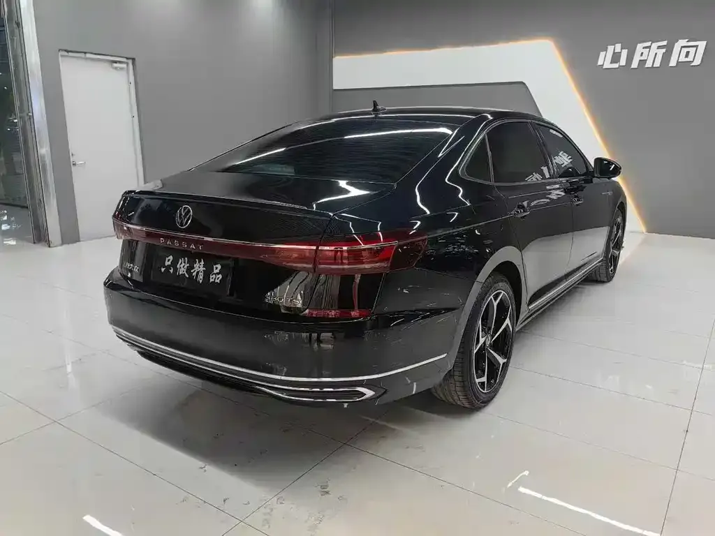 Volkswagen Passat 2024 из CN, фото 3