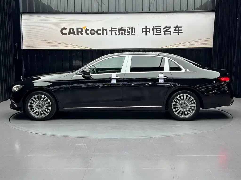 Mercedes-Benz E-Class 2022 из CN, фото 2