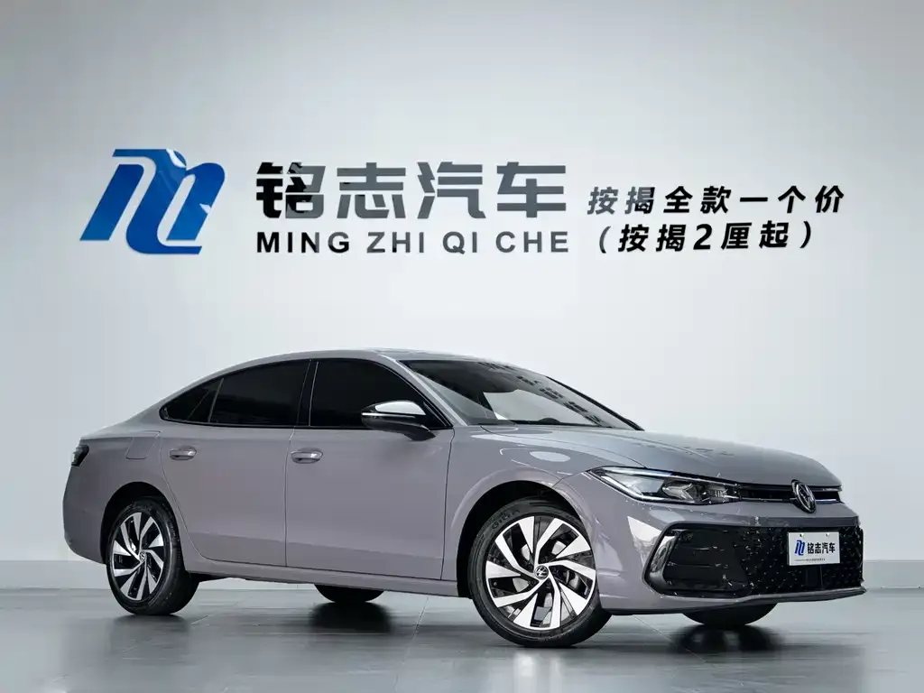 Volkswagen Passat 2024 из CN, фото 2