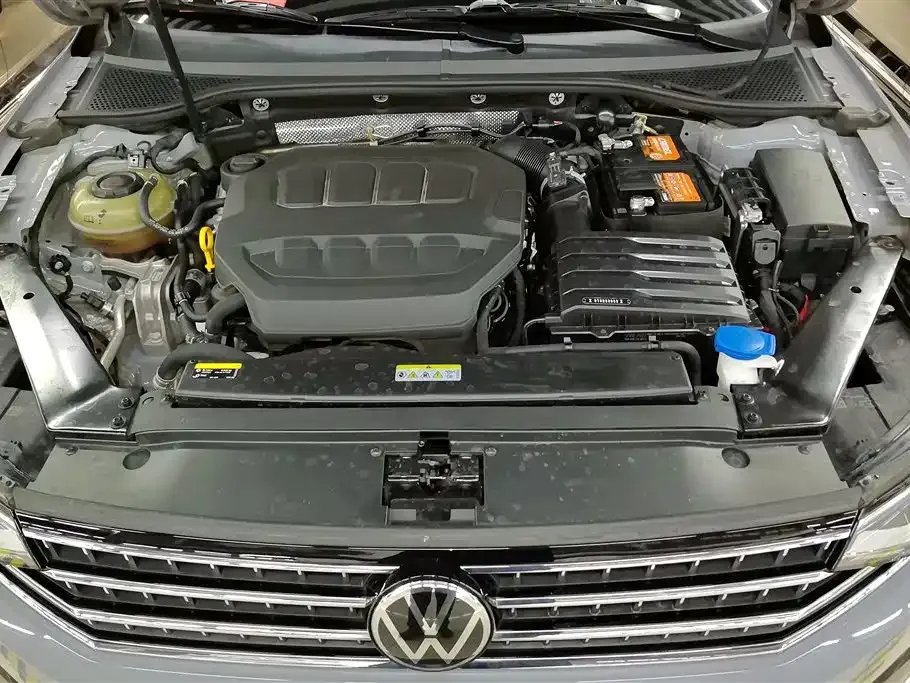 Volkswagen Magotan 2024 из CN, фото 7